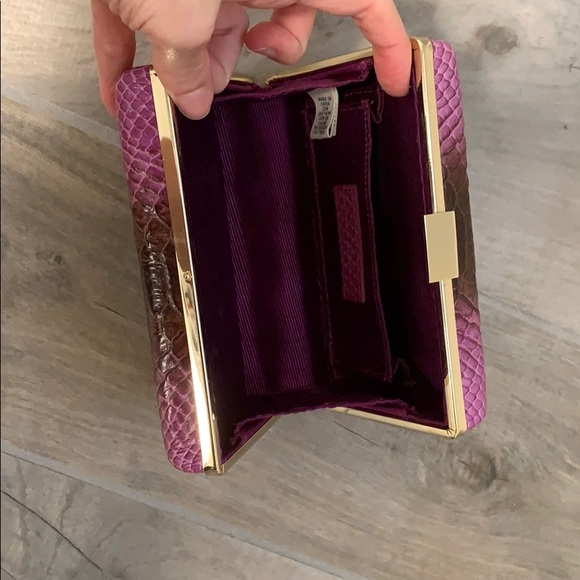 Banana Republic Cow Leather Clutch - Picture 5 of 7